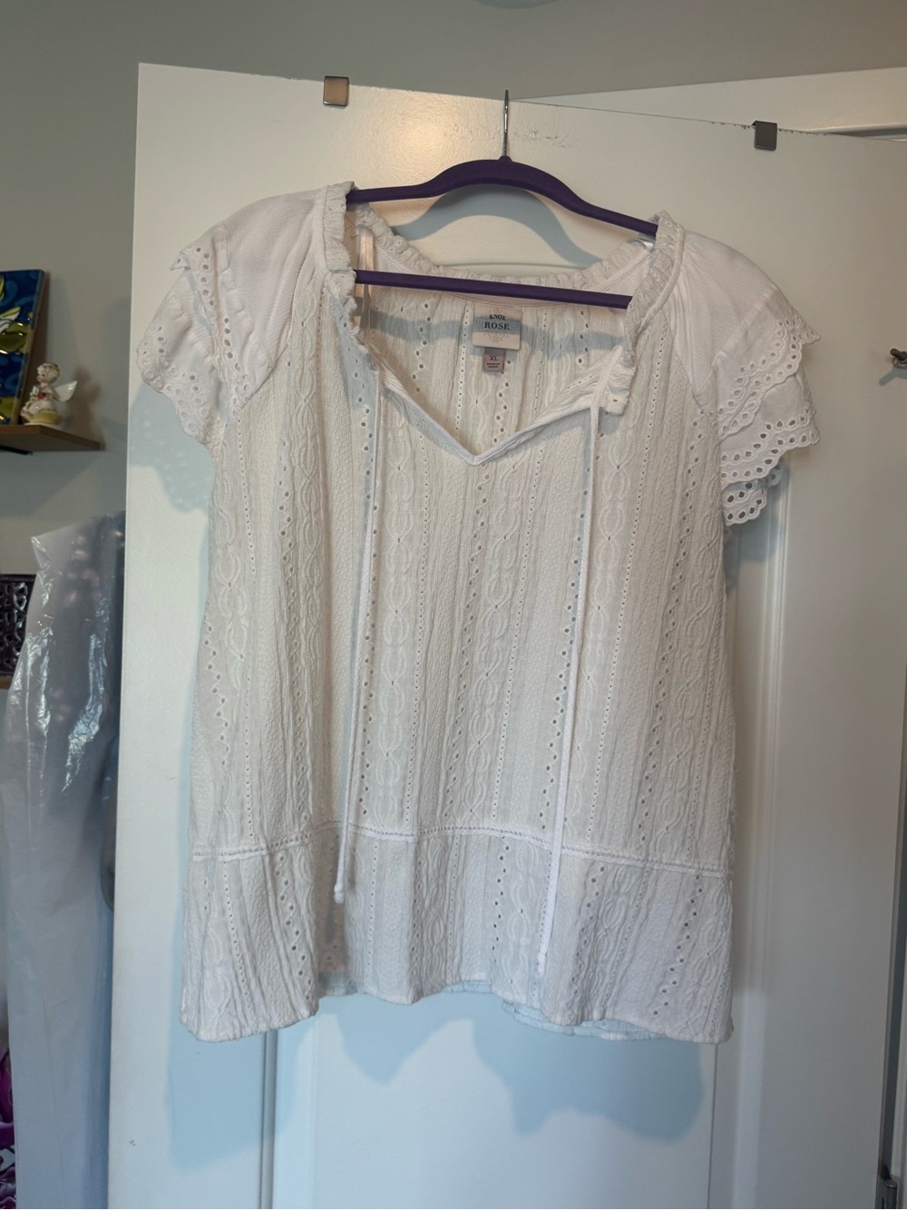 Knox Rose White Eyelet Peasant Blouse with Tie